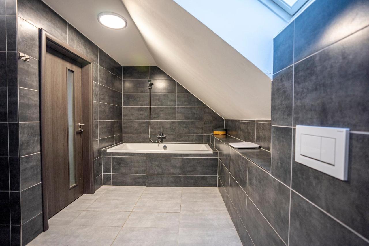Apartmany V Podzamci Nachod Luaran gambar